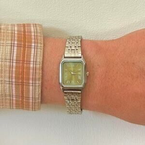 Y2K Silver Gold Dial Quartz Watch with Roman Numerals Unisex 8.5" New